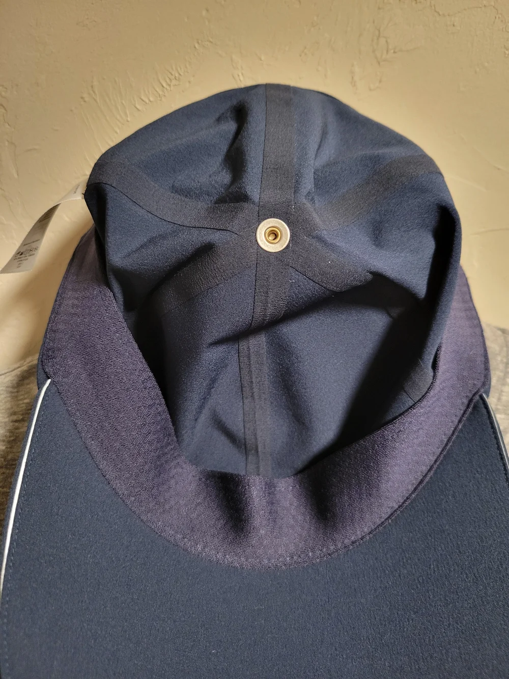 Lululemon Fast and Free Running Hat Navy Blue - Adjustable